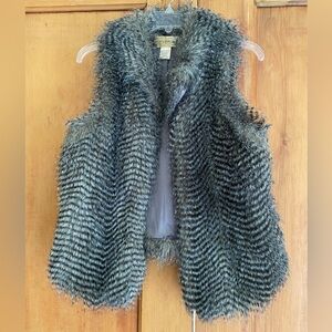 Sleeveless faux, feather vest